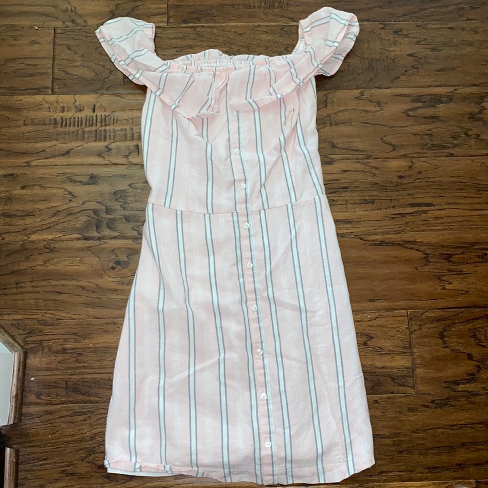 Hollister Off-The-Shoulder Striped Dress “Pink”